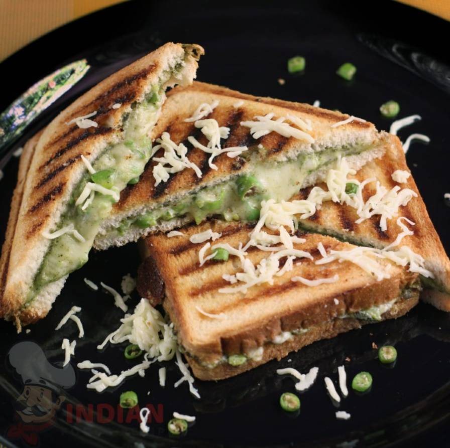 how-to-make-grilled-chilli-cheese-sandwich-recipe